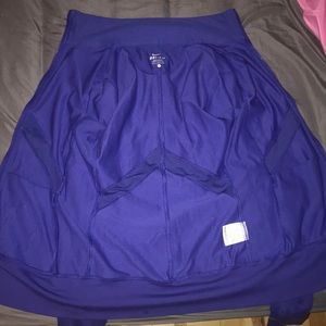 Nike Tops - Women’s Nike zip up Nike Tops - Women’s Nike zip up
